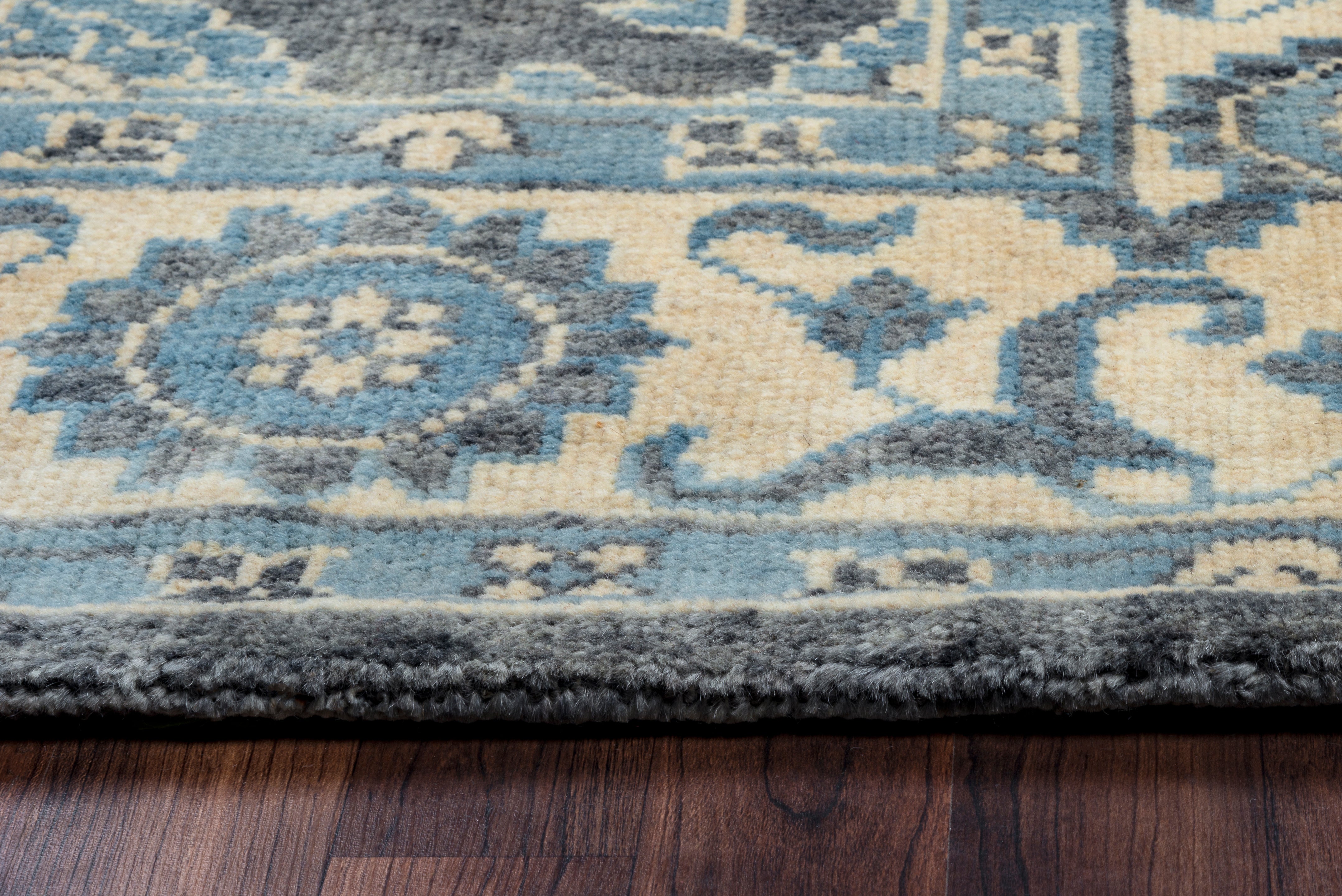 Rizzy Home Aquarius AQ8842 Blue Border Area Rug