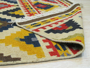EORC Handwoven Wool Ivory Traditional Geometric Kilim Rug